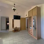 Aurelia Apartment *