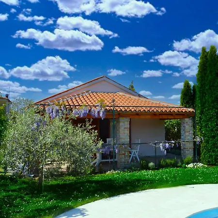 Aurelia Apartmán *