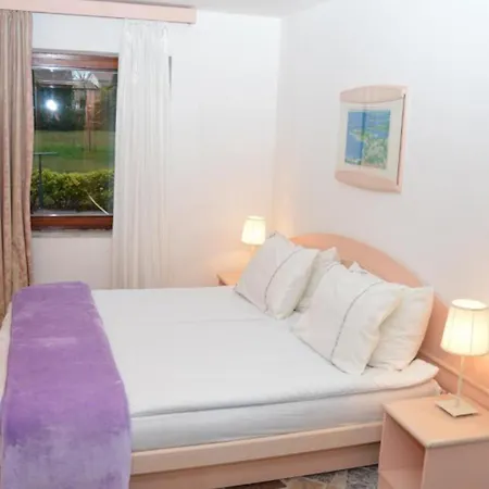 Aurelia * Nova Vas (Porec)