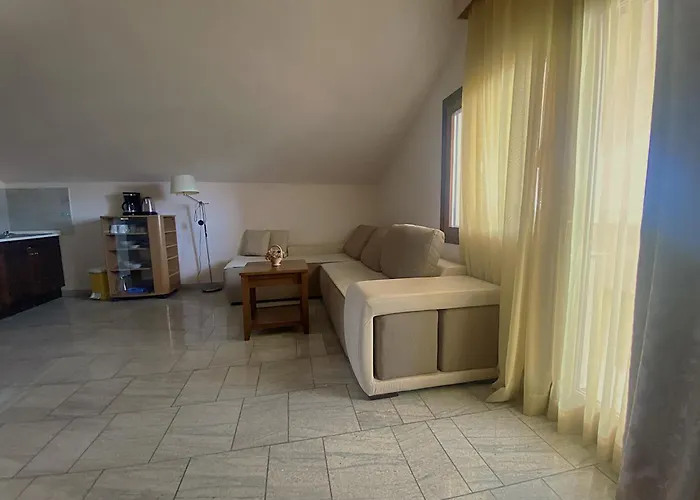 Aurelia Nova Vas (Porec)